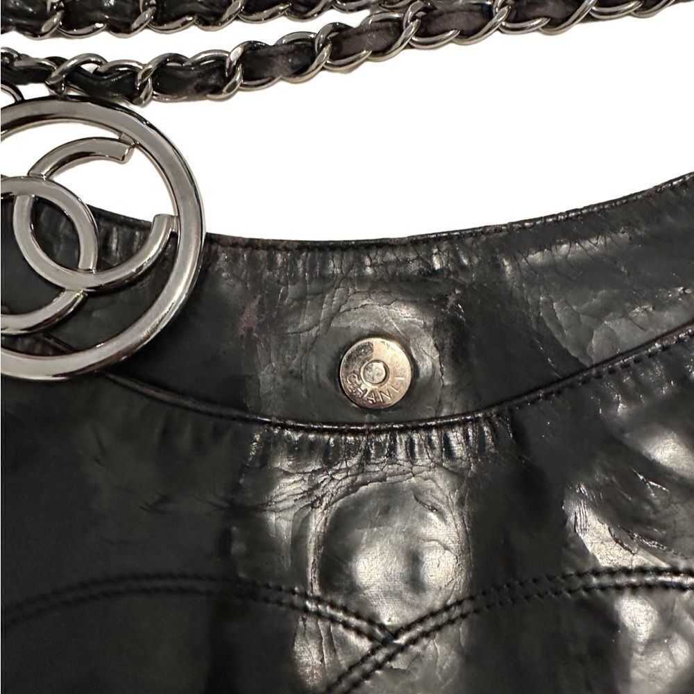 CHANEL Black Quilted Patent Leather Chain Tote with CC Charm - Picture 7 of 16